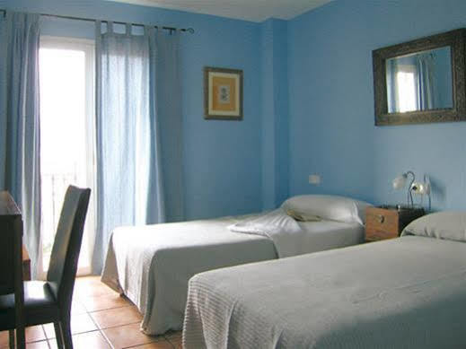 Hotel Mayari Calabardina Luaran gambar